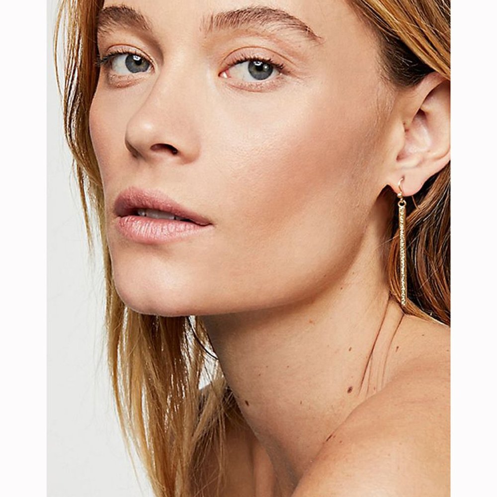 Free People Minimalist Designer Jewelry 14 kt Gold plated Eaarrings Textured